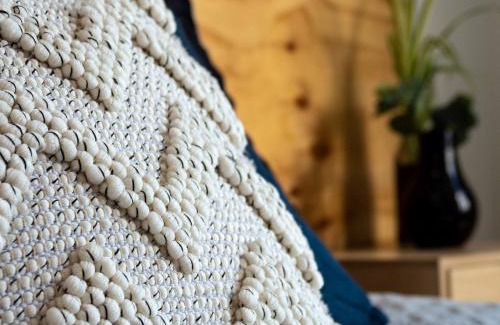 Whangamata Maison | Surf N Stay Whangamata