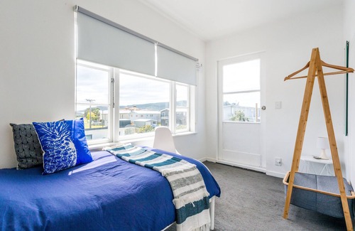 Whangamata Maison | Surf N Stay Whangamata