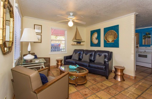 Briny Breezes Cottage | Surf Road Cottage - à la plage