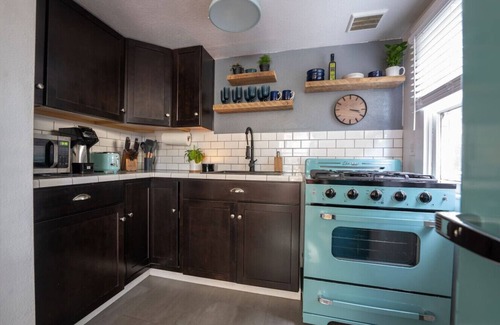 Golden Hill Appartement | Surf's Up Paradise Apartment