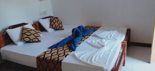 Pottuvil Division 2 Hôtel | SURF & SAND Hotel Arugambay
