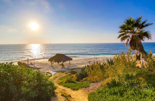 Beach Barber Tract Maison | Surf Shack 1