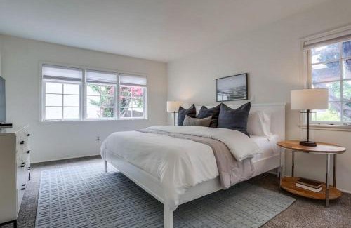 Beach Barber Tract Maison | Surf Shack 1
