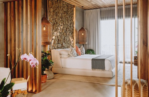 Jaco Cabine | Surf Synergy All-Inclusive Surf Retreat
