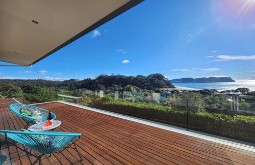 Hot Water Beach Villa | Surf View Hot Water Beach, Surf View Hot Water Beach