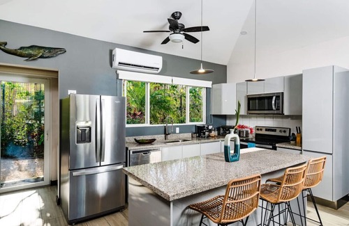 Avellanas Beach Maison | Surfer's Heaven - Modern, new home, close to beach