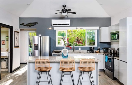 Avellanas Beach Maison | Surfer's Heaven - Modern, new home, close to beach
