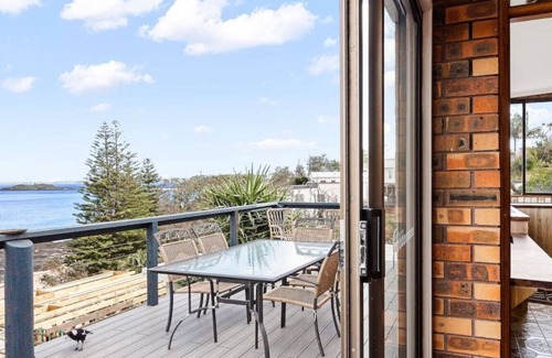 Manyana Maison | Surfers Retreat with access to the beach
