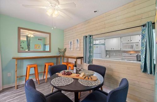 Folly Field Appartement | Surfside Hideaway