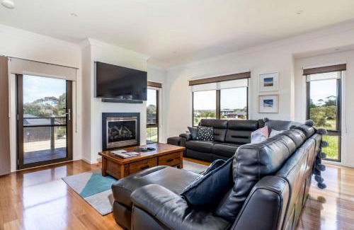 Inverloch Maison | Surfside Lakeviews Free Wifi