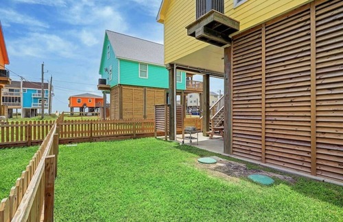 Surfside Beach Maison | 2e rangée. Vues incroyables. Accès facile à la plage. Tarifs basse saison. Chargeur rapide EV