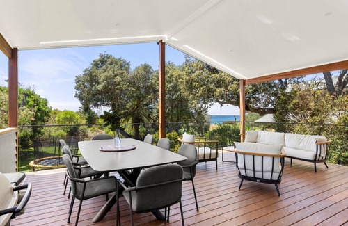 Culburra Beach Maison | Surfspray - Pet Friendly - Absolute Beachfront