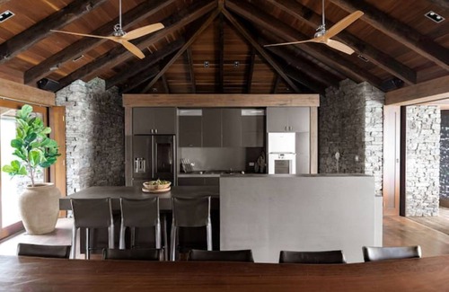 Cattai Maison | Surin Estate: Spacious 5-bedroom estate in brilliant Cattai with Pool and Garden