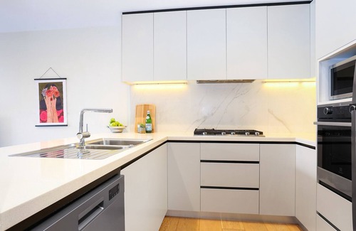 Redfern Appartement | Surry Hills l Two Bedroom l Pet Friendly