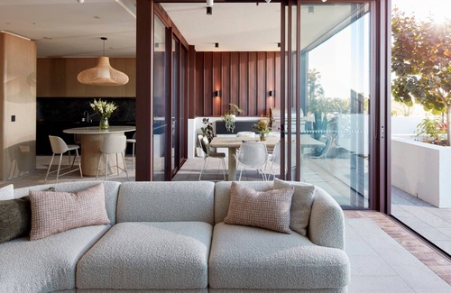 Redfern Appartement | Surry Village Penthouse
