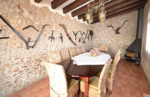 La Bisbal del Penedes Cottage | Mas du XVII siècle au mileu des vignes du Penedes, avec piscine privée