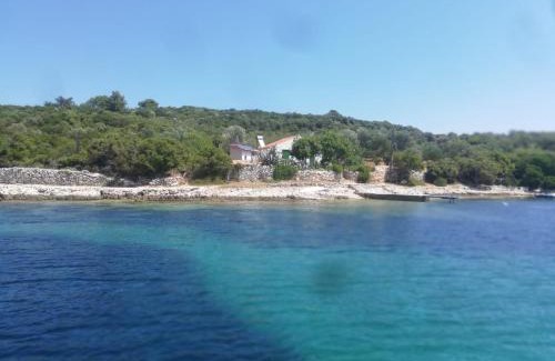 Cunski Maison | Sustainable Sun Powered Holiday home Liski 3