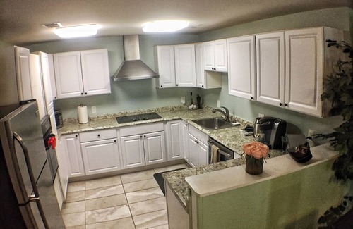 Derwood Appartement | Susu's-luxurious 1200-SF 2 Bedrooms, 2 Baths, Beautiful, Sunny & spacious Apt.