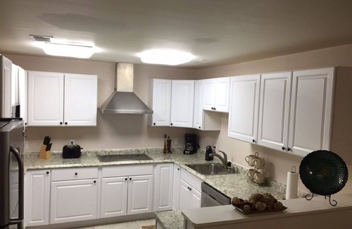 Derwood Appartement | Susu's-luxurious 1200-SF 2 Bedrooms, 2 Baths, Beautiful, Sunny & spacious Apt.