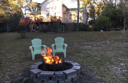 O Brien Maison | Suwannee River house, 18 acres of wilderness property; kayak, fish, swim, bike.