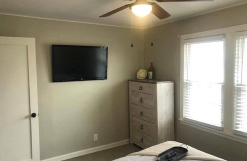 Ponca City Maison | Suzanne's Cheerful 2 Bedroom in Ponca City WiFi