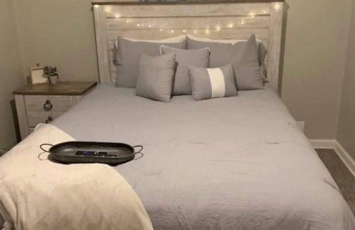 Ponca City Maison | Suzanne's Cheerful 2 Bedroom in Ponca City WiFi