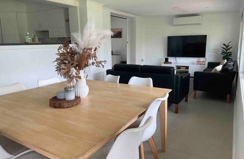 Anna Bay Maison | Suzie Q - maison de plage familiale