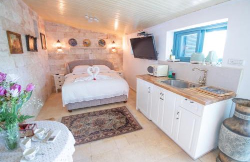 Bat Shlomo Appartement | Svarzman suite