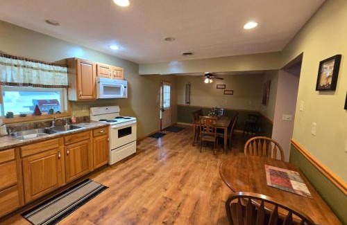 Oakland Maison | Swallow Falls Cabin 4