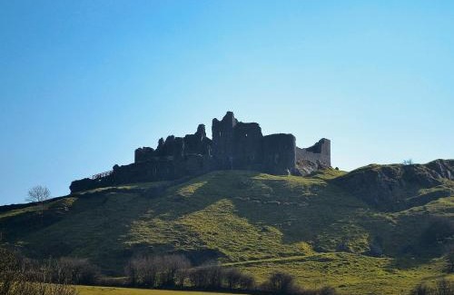 Llandeilo Maison | Swallows Nest