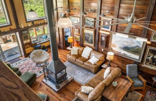 Salem Maison | Swallows Nest