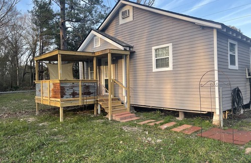 Prairieville Maison | Swamp Thang! Stay with Nature, yet Minutes from I-10