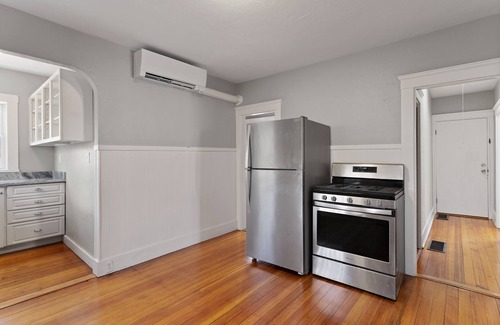 Swampscott Appartement | Swampscott Open Concept Unit W/Lots Of Natural Light, 15 min To Swampscott Beach
