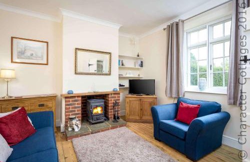 Southrop Maison | Swan View