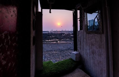 Bandra West Appartement | Swank at Sunset 1BR Studio Apartment