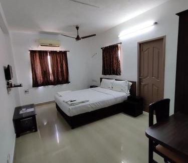 Sholinganallur Lit Et Petit-Déjeuner | Swarna Sudarshan Service Apartments Sholinganallur