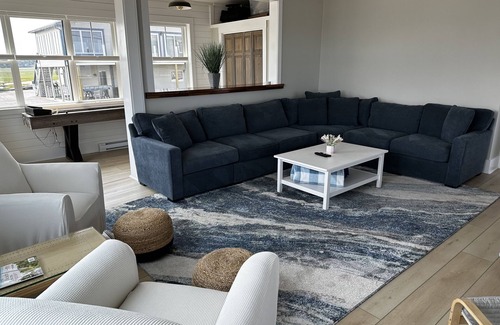 Ogunquit - Wells Maison | Sweeping ocean views, steps to the sand!