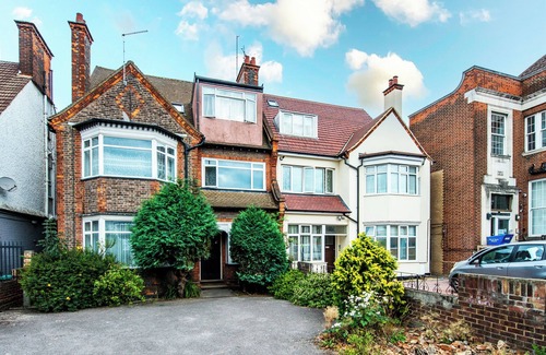 Golders Green Maison | Sweet and Lovely 2BR with Free Parking