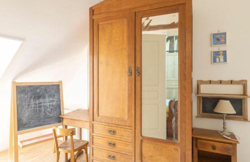 Bethonvilliers Maison | Sweet cottage 1 hr 40 min from Paris