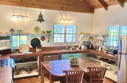 Charlestown Maison | Sweet Dreams: big pool, pavilion, silk sunsets & oversized rooms