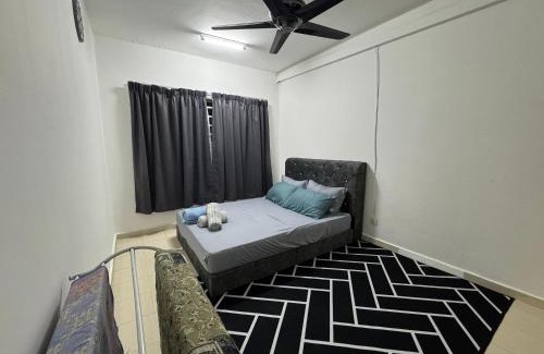 Sungai Buloh Appartement | Sweet Homestay Tasik Biru Kundang