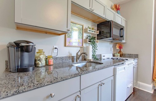 Bloomfield Appartement | Suite Little Suite-1br suite in Friendship