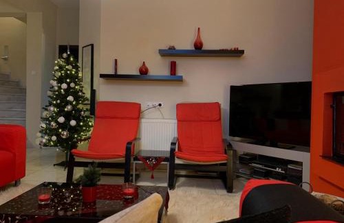 Trikala Appartement | Sweet Red Home