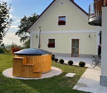 Bostanj Maison | Sweet Retreat