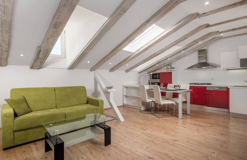 Rijeka Appartement | Romantic Nest douce sous le dôme - Rijeka Center