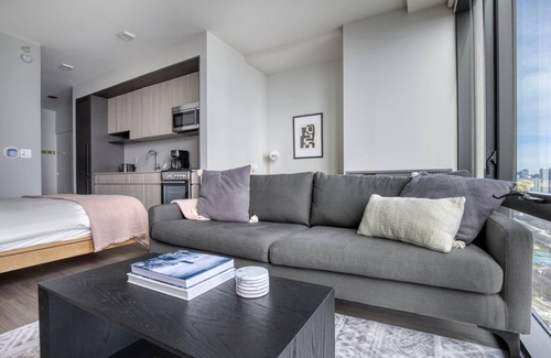 South Loop Appartement | Sweet South Loop 1BR w/ Indoor Pool, Golf Sim, nr Museums, by Blueground