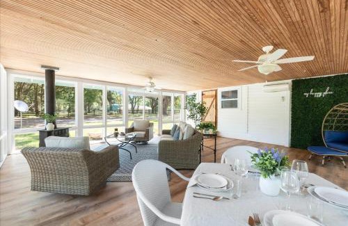 Fort White Maison | Sweetwater on the Range - New Reno Farm Getaway