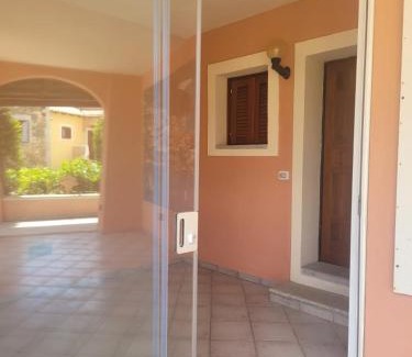 Baia Caddinas Appartement | Swimming pool & Beach access Residence