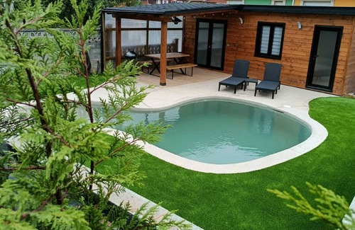 Albandi Maison | Swimming pool, pets, beach,