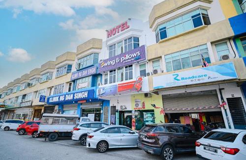 Rawang Hôtel | Swing & Pillows - Rawang Selangor